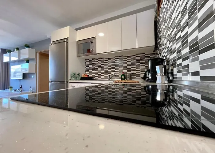 Ohmyhost360 - Sunny Holidays Appartement